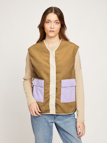 mazine Vest ' Agate Vest ' in Beige: front