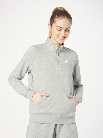 Nike SportswearSweater majica - siva boja: prednji dio