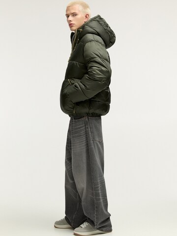 Veste d’hiver Pull&Bear en vert