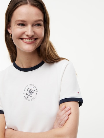 TOMMY HILFIGER Μπλουζάκι σε λευκό
