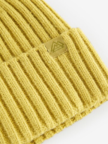 Next Beanie in Yellow