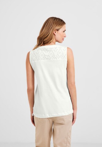 CECIL Top in White