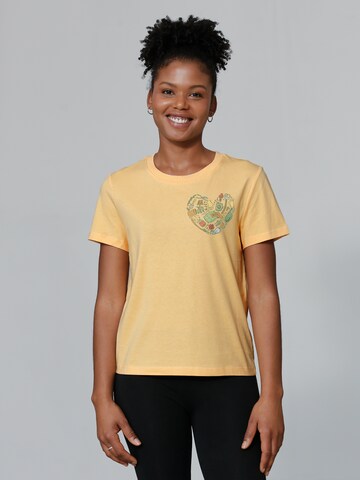 T-shirt ' Gartenliebe ' Watapparel en jaune : devant