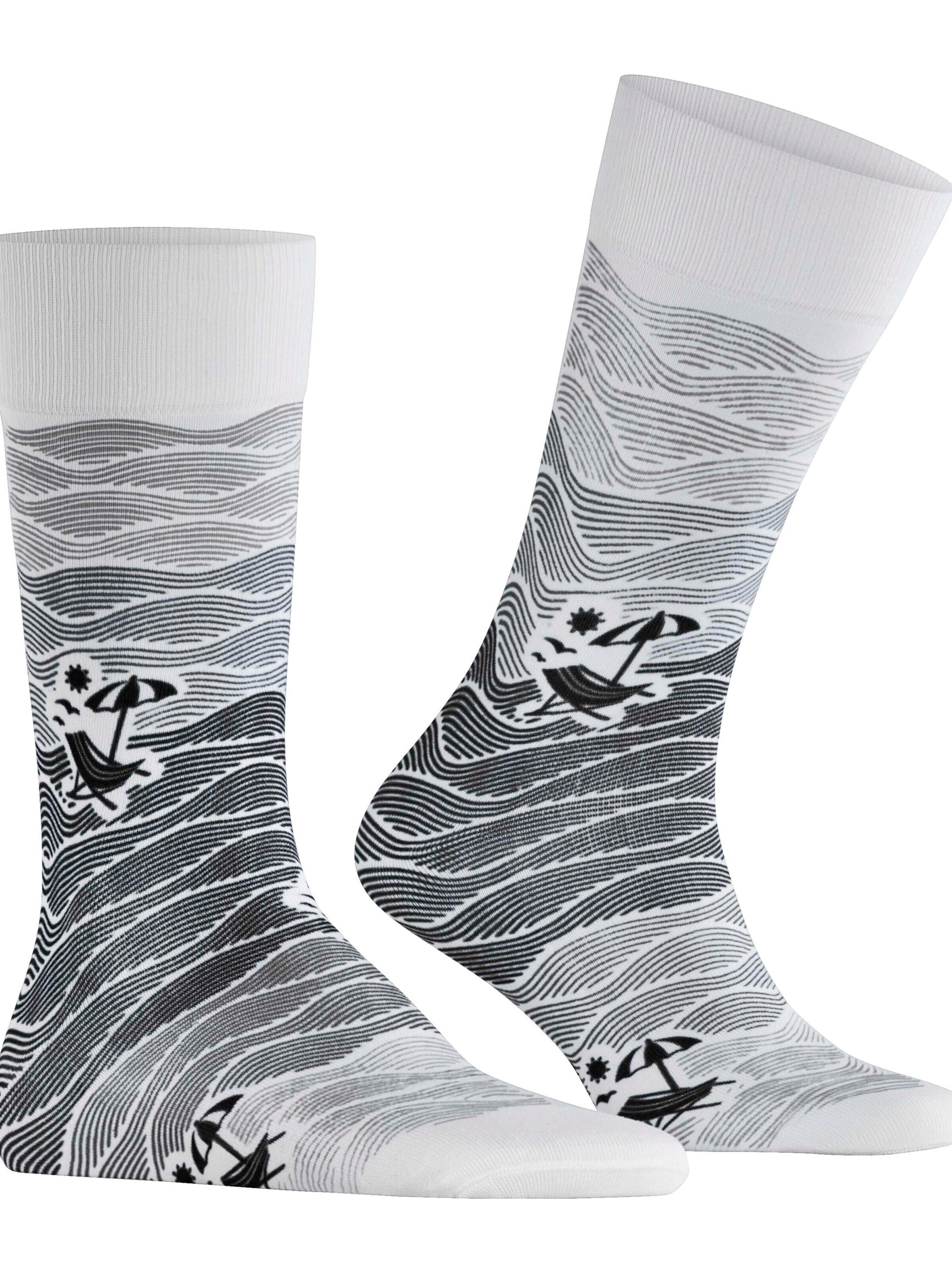 FALKE Socks 'Plage' in Black: front