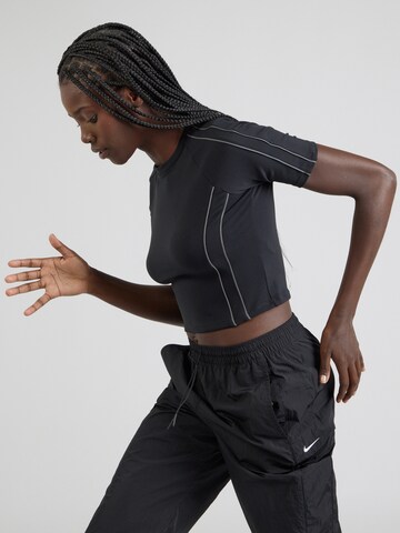 NIKE Funktionstopp 'One' i svart: framsida
