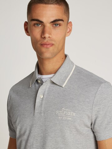 T-Shirt TOMMY HILFIGER en gris