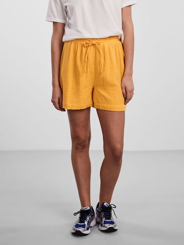 PIECES Loose fit Trousers 'Stina' in Yellow