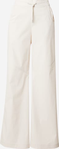 Loosefit Pantalon 'ESSNTL' Nike Sportswear en beige : devant