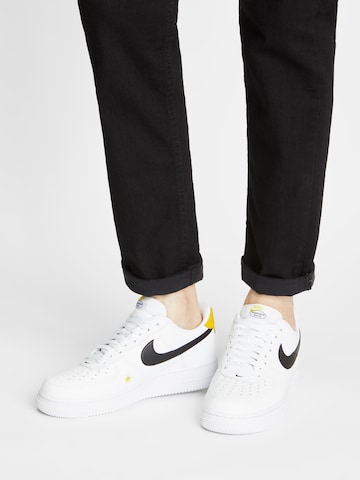 Nike Sportswear Sneaker 'AIR FORCE 1' in Weiß: predná strana