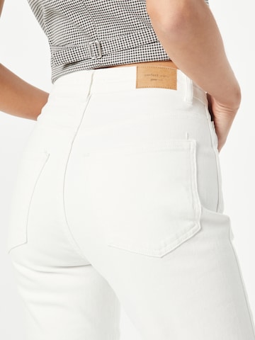 Gina Tricot Regular Jeans in Weiß