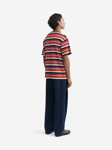 Thinking MU T-shirt 'Aaron' in Rot