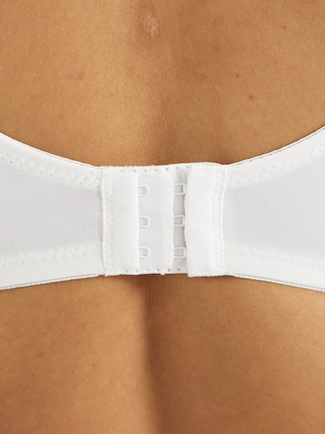 Cellbes of Sweden T-shirt Bra in White