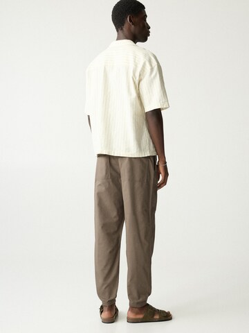 Pull&Bear Tapered Hose in Grün