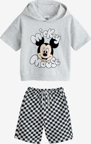 Next Setti värissä harmaa: etupuoli