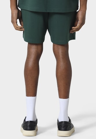 Pas De Monaco Regular Trousers 'LEMANS' in Green