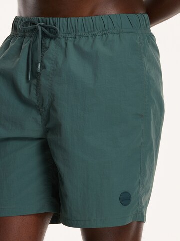 Shiwi Plavecké šortky 'NICK' – zelená