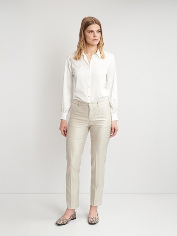 Slimfit Pantaloni per costume tradizionale 'Elena 8685' di W. Wegener in beige: frontale