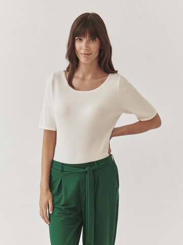 TATUUM Sweater 'Riba' in White: front