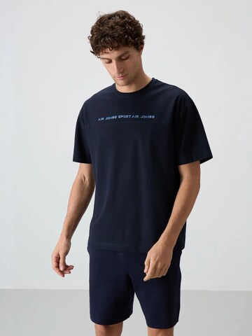Tommy Life Shirt in Blauw: voorkant