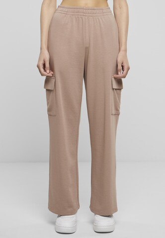 Urban Classics Loose fit Cargo trousers in Beige: front