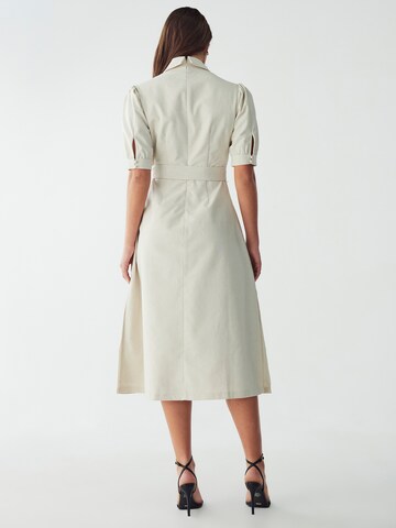 Robe-chemise 'ARIEL' Willa en beige : derrière
