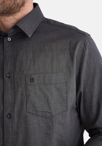 Coupe regular Chemise 'Hugh' Stooker Men en gris