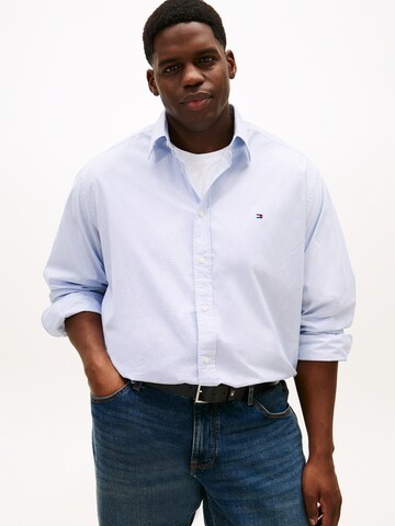 Coupe regular Chemise Tommy Hilfiger Big & Tall en bleu : devant