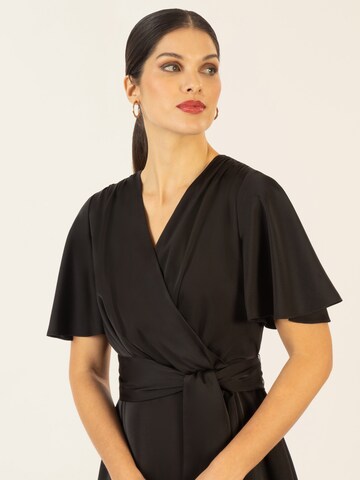 APART Kleid in Schwarz