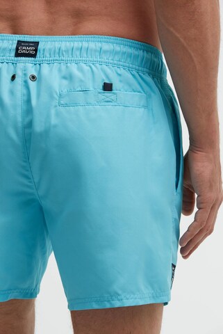 CAMP DAVID Badehose mit Wasser reaktiven Design in Blau