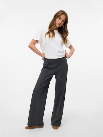 VERO MODA Wide leg Bandplooibroek 'VMEva' in Grijs