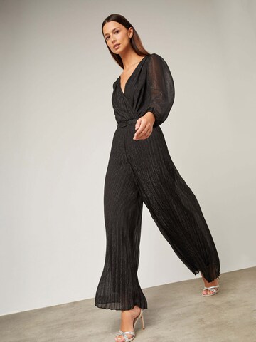 Morgan Jumpsuit in Zwart: voorkant