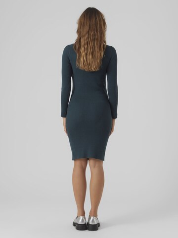 Robes en maille Vero Moda Maternity en vert
