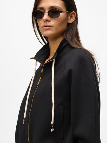 Veste de survêtement Karl Lagerfeld en noir