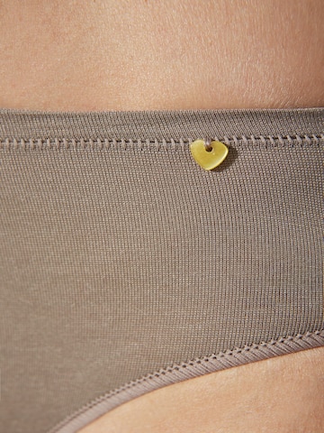 Panty 'Diana soy fiber mid waist panty' di zd ZERO DEFECTS in marrone