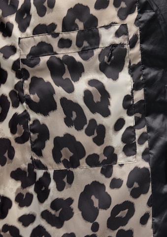 s.Oliver Wintermantel in Schwarz