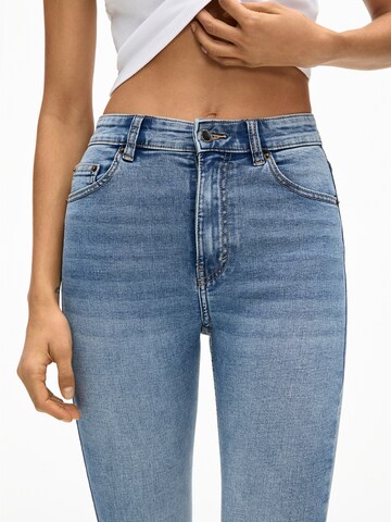 Pull&Bear Skinny Jeans in Blue