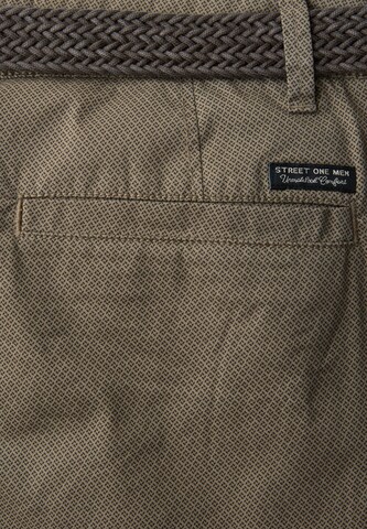 Street One MEN Regular Shorts in Braun