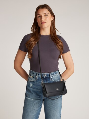 Calvin Klein Jeans Torba na ramię w kolorze czarny
