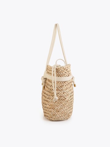 Shopper di Lola Casademunt in beige