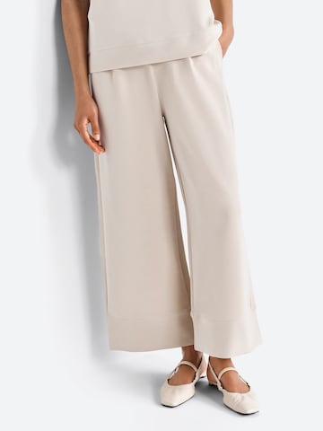 Rich & Royal Regular Trousers in White