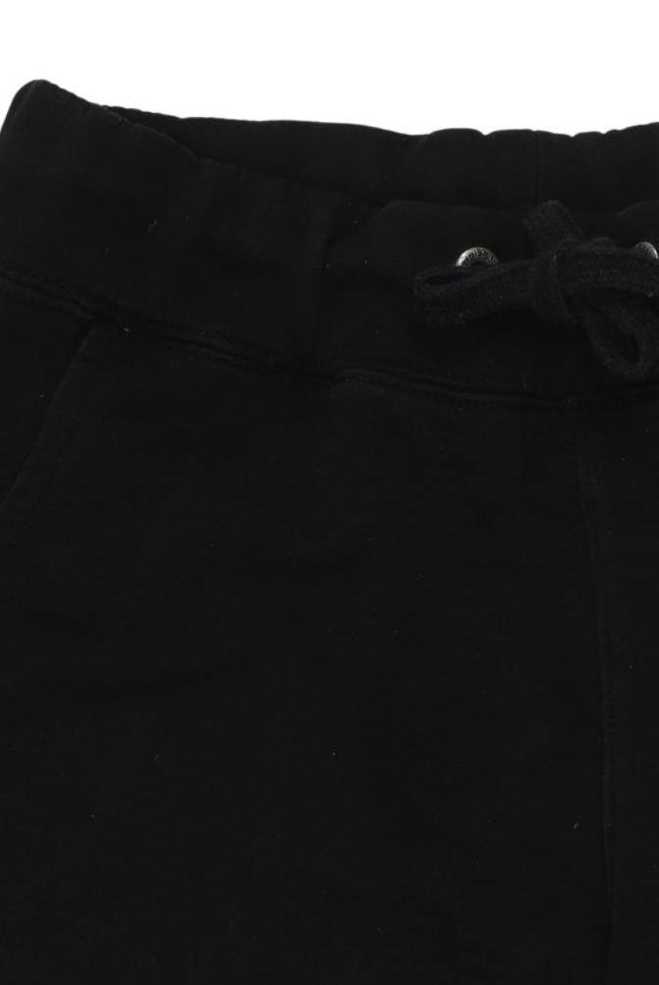 ALPHA INDUSTRIES Shorts in 33 in Black