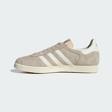 Sneaker bassa 'Gazelle' di ADIDAS ORIGINALS in beige