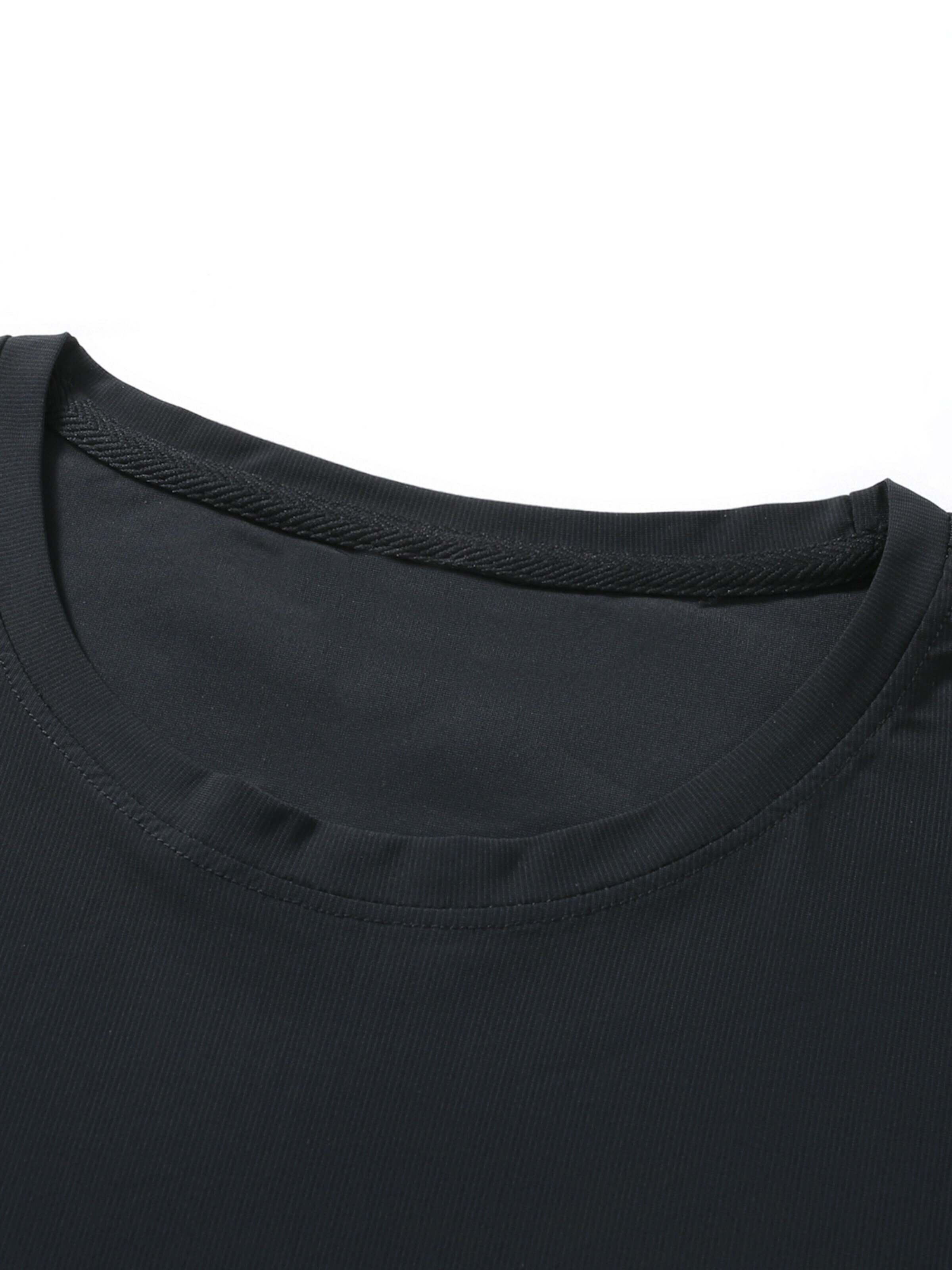 YOUTHUP Performance Shirt 'Hautluft' in Black