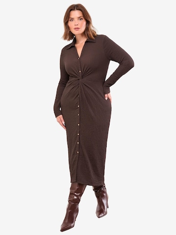 Rochie de la Lipsy pe maro: față