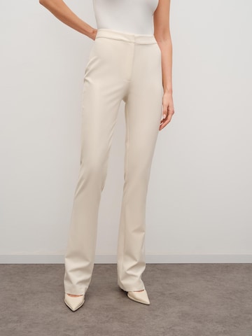 RÆRE by Lorena Rae Flared Pants 'Tall' in White: front
