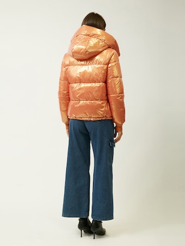Giacca invernale di Influencer in arancione