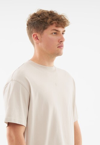 Johnny Urban T-Shirt 'Sammy Schmetterling' in Beige