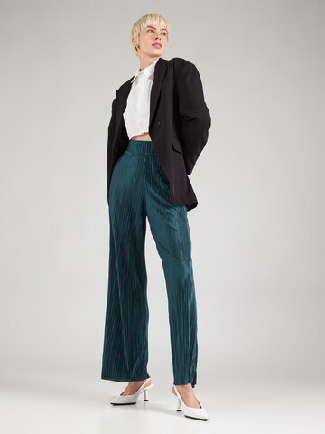 regular Pantaloni 'Felice' di ABOUT YOU in verde