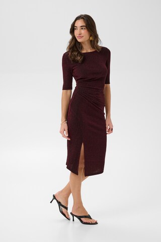 Cream Jurk in Rood