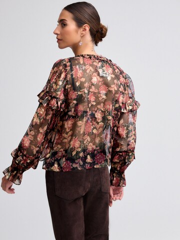 Next Blouse in Black